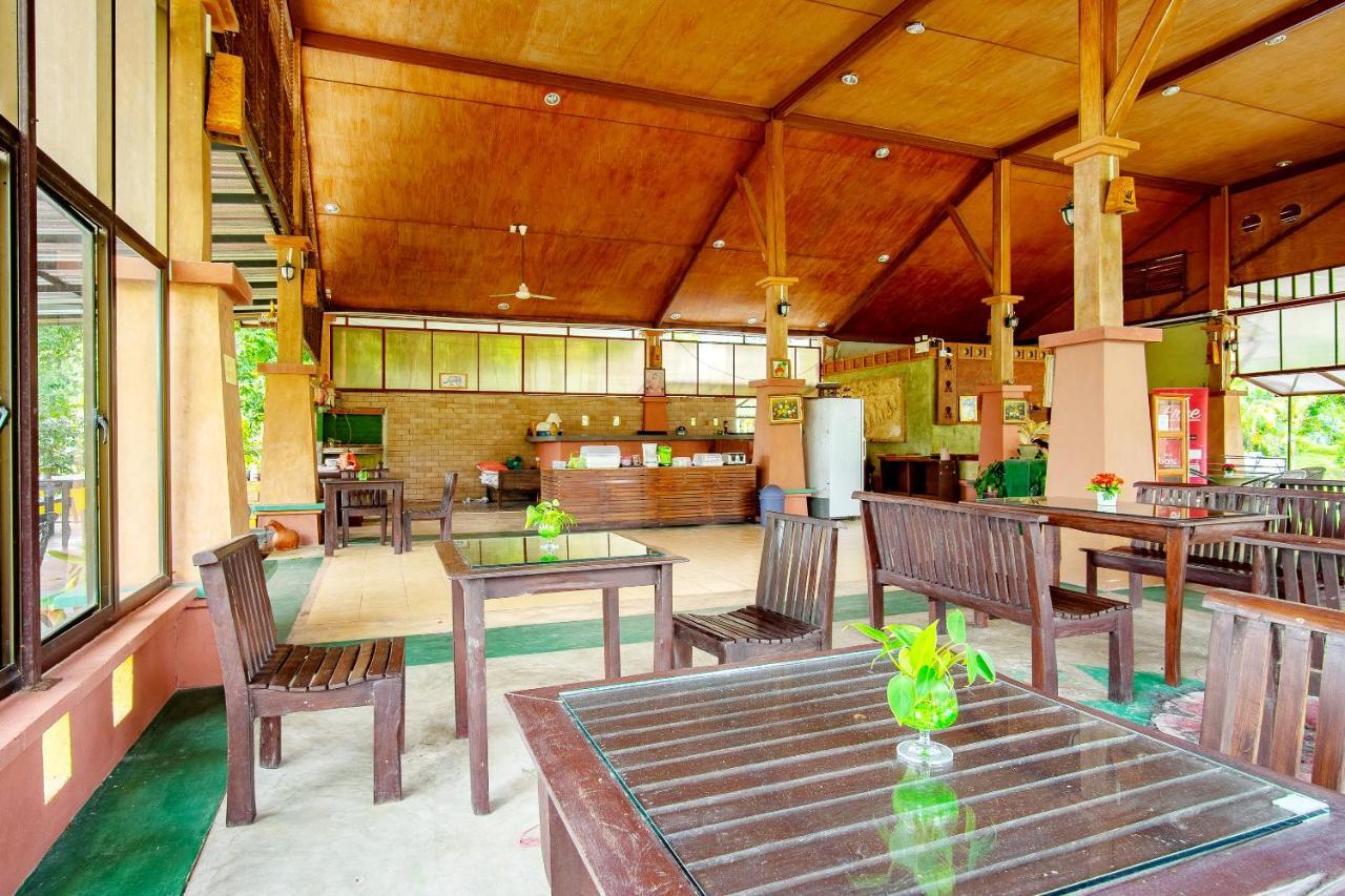 Oyo 479 Water Jade Natural Resort Тай-Муанг Экстерьер фото